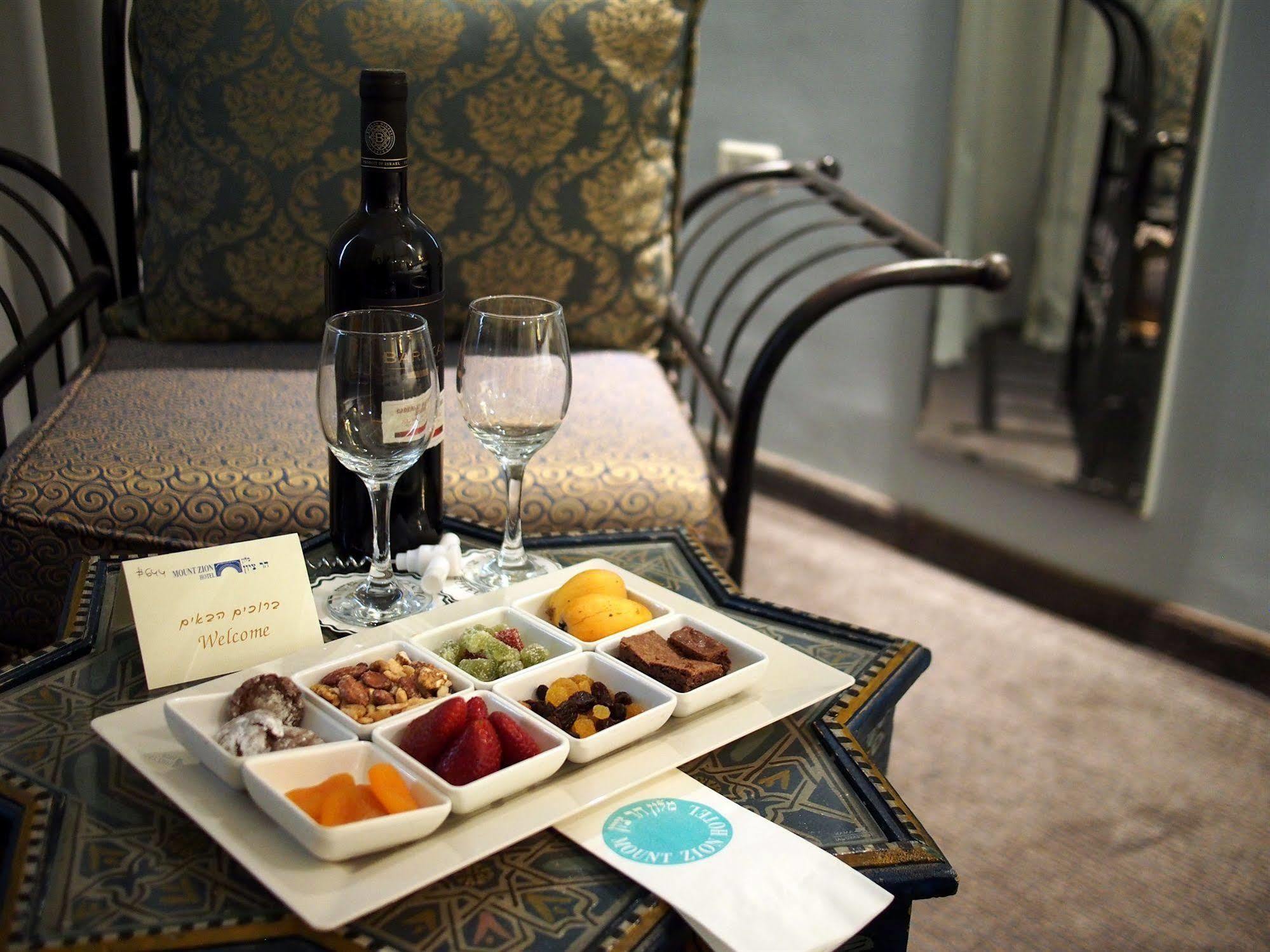 Mount Zion Boutique Hotel เยรูซาเลม ภายนอก รูปภาพ